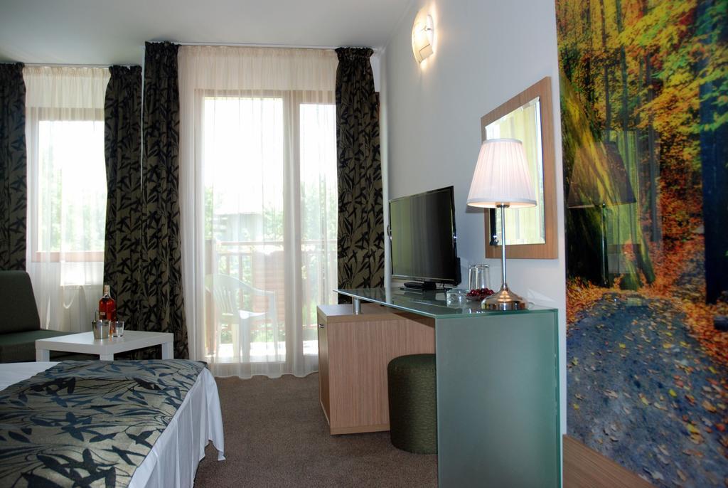 Green Hisar Hotel Family خيساريا الغرفة الصورة